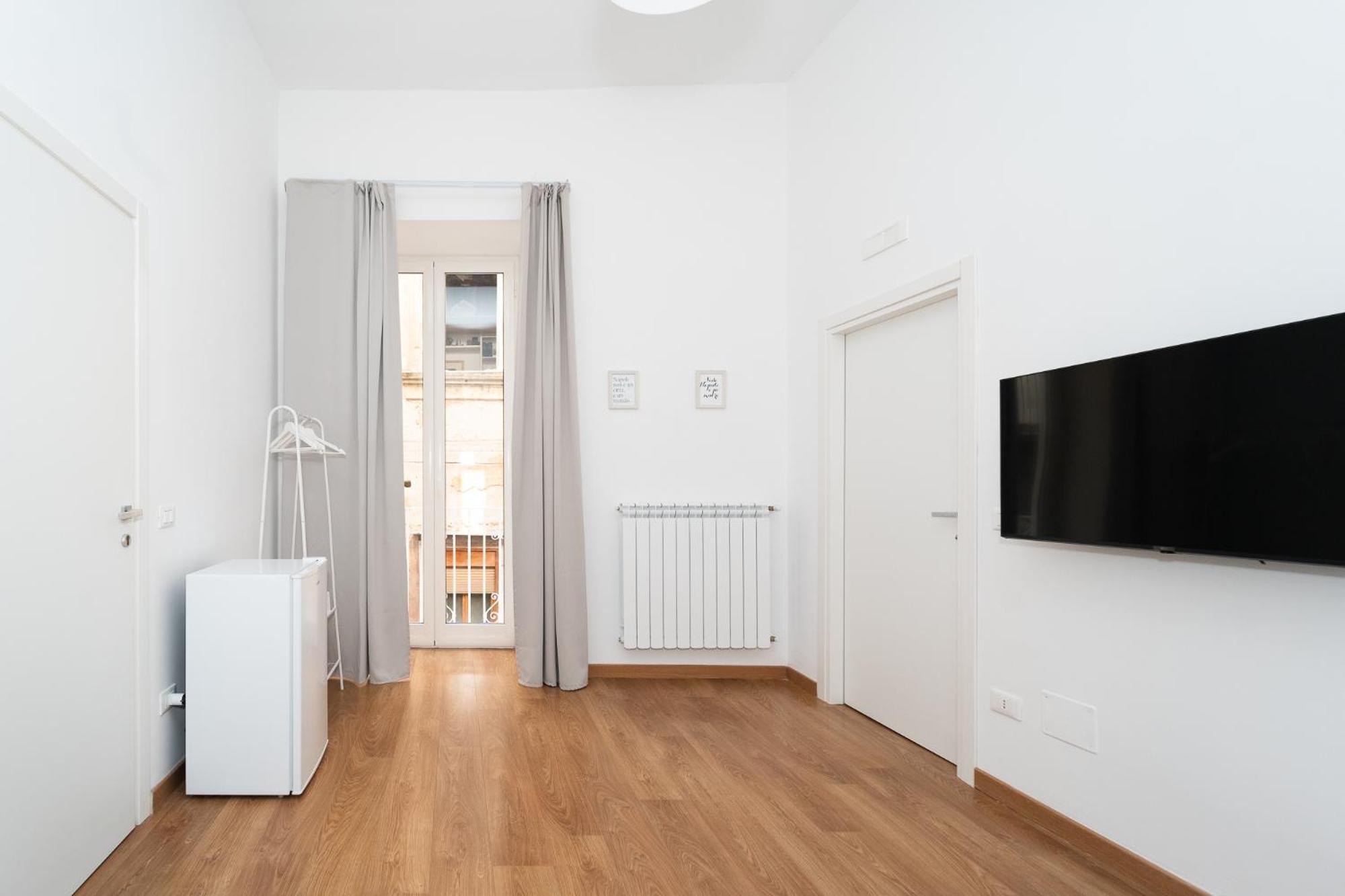 Home Smart Rent Appartamento Nei Pressi Di Via Toledo 2 Camere Da Letto Napoli Esterno foto